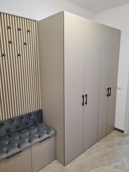 Apartament cu 2 camere decomandat în Parcul Carol