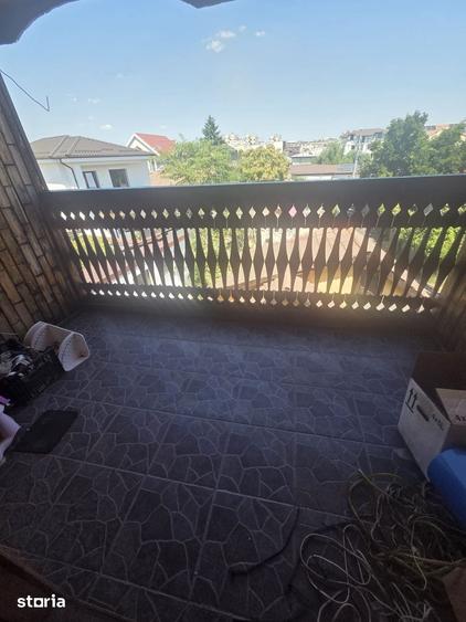 Casă cu 4 camere decomandat cu Teren 250 Mp în Șimnicu de Sus