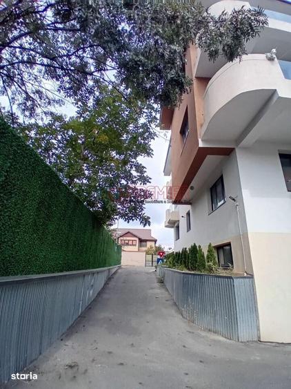 Garsonieră decomandată în Apărătorii Patriei