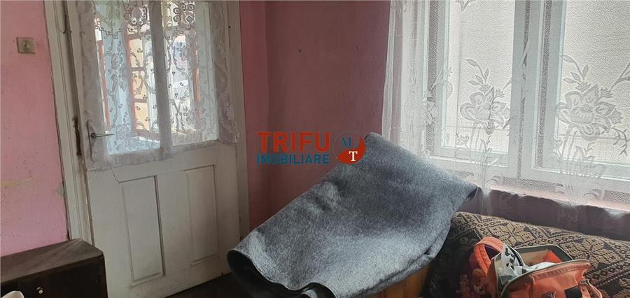 Casă individuală cu 5 camere cu Canalizare în Ciugud