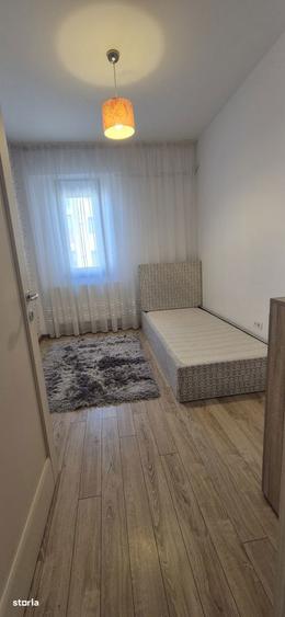 Apartament cu 3 camere, mobilat în Tomis Plus