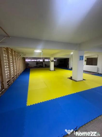 Spațiu comercial, de 185 mp, în Central