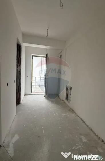 Garsonieră decomandată în Independenței