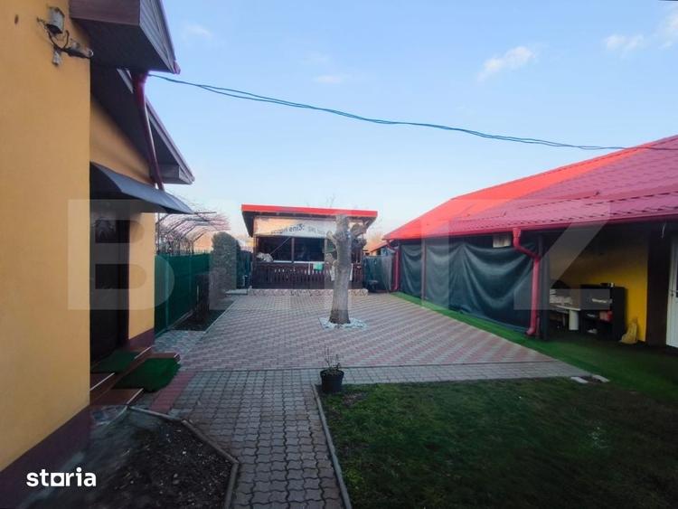 Casă cu 4 camere decomandat cu Teren 2000 Mp în Leu