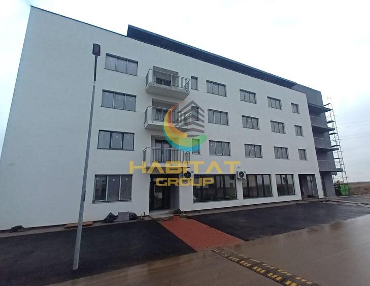 Apartament cu 3 camere decomandat în Berceni