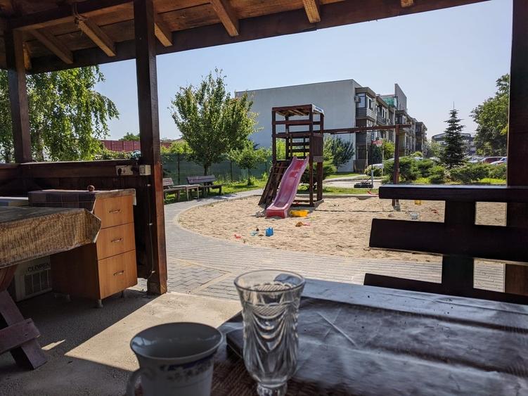 Garsonieră decomandată în Central