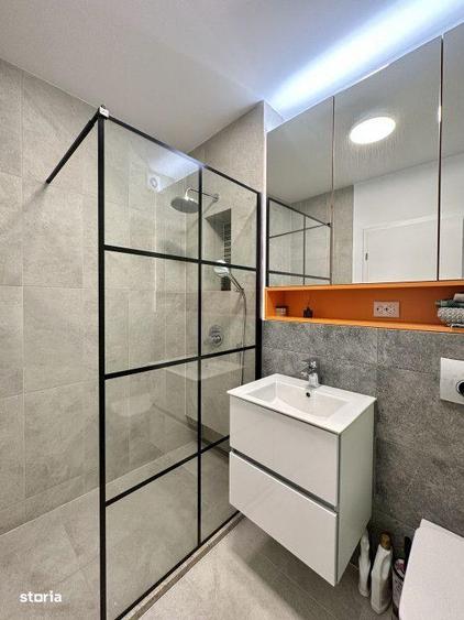 Apartament cu 3 camere, mobilat în Central