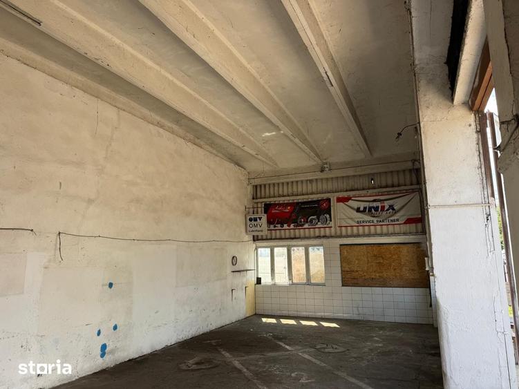 Spațiu comercial, de 80 mp, în Port