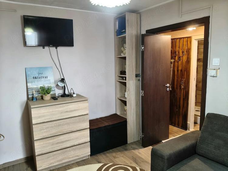 Garsonieră decomandată în Central