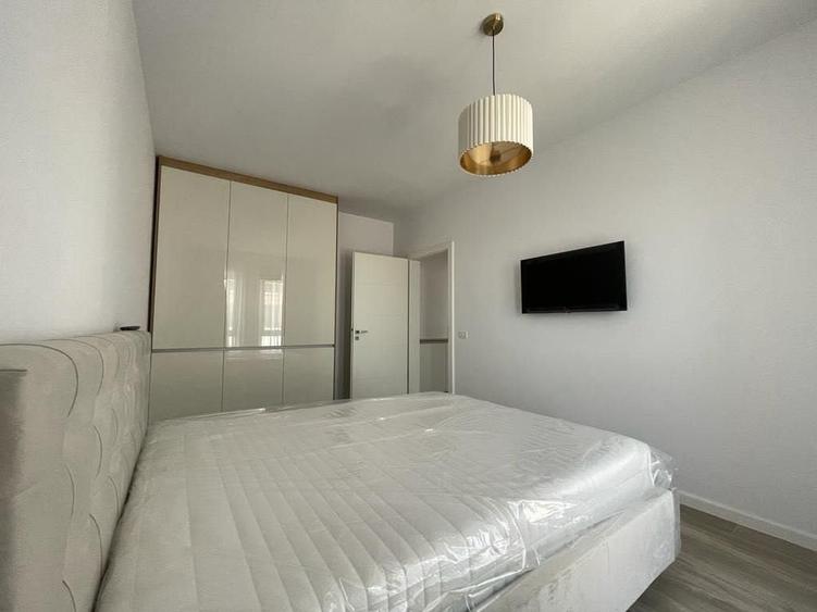 Apartament cu 2 camere semidecomandat în Giroc