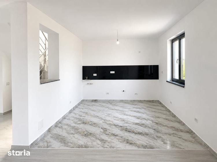Casă cu 5 camere cu Teren 400 Mp în Domnești