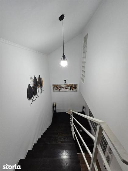 Casă cu 4 camere cu Teren 332 Mp în Sântandrei