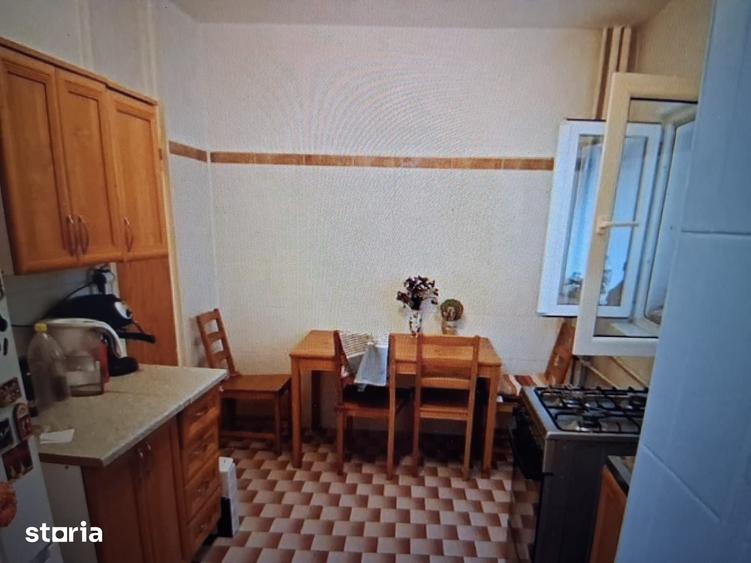 Apartament cu 2 camere semidecomandat în Pantelimon