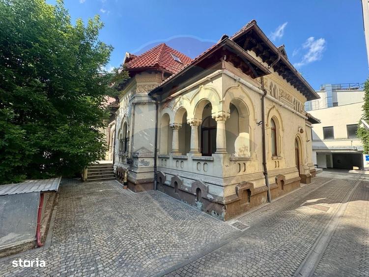 Spațiu comercial, de 814 mp, în Central