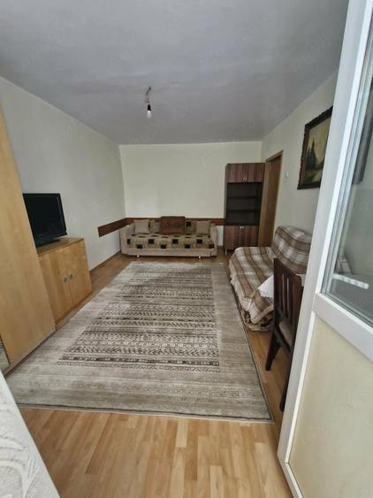 Apartament cu 2 camere decomandat în Sud