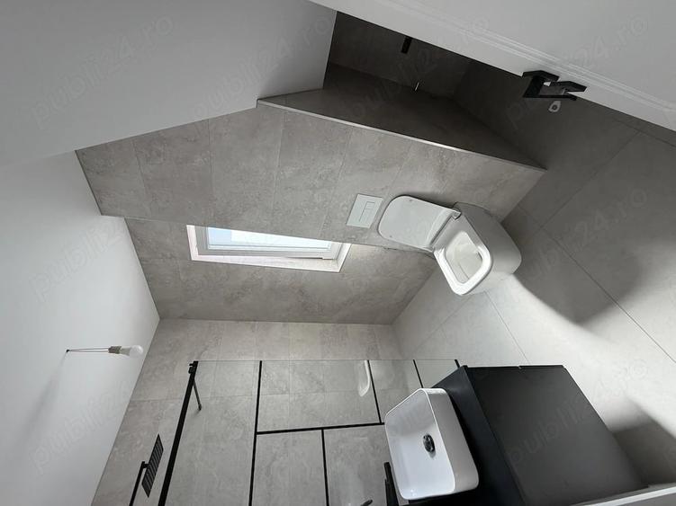 Casă cu 4 camere cu Teren 401 Mp în Central
