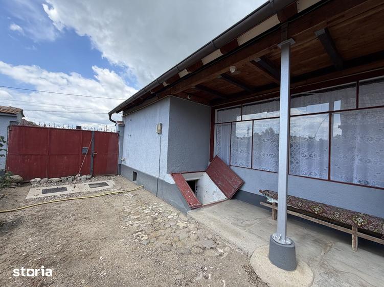 Casă cu 4 camere cu Teren 1515 Mp în Bod
