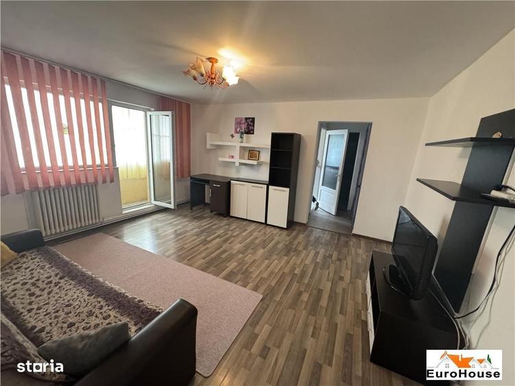 Apartament cu 2 camere în Cetate