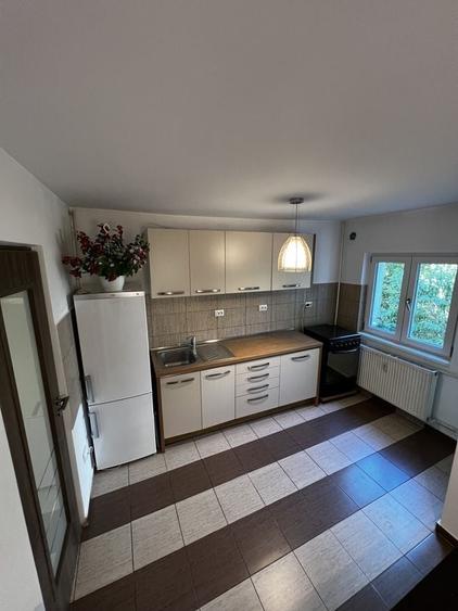 Apartament cu 2 camere decomandat, mobilat în Lujerului