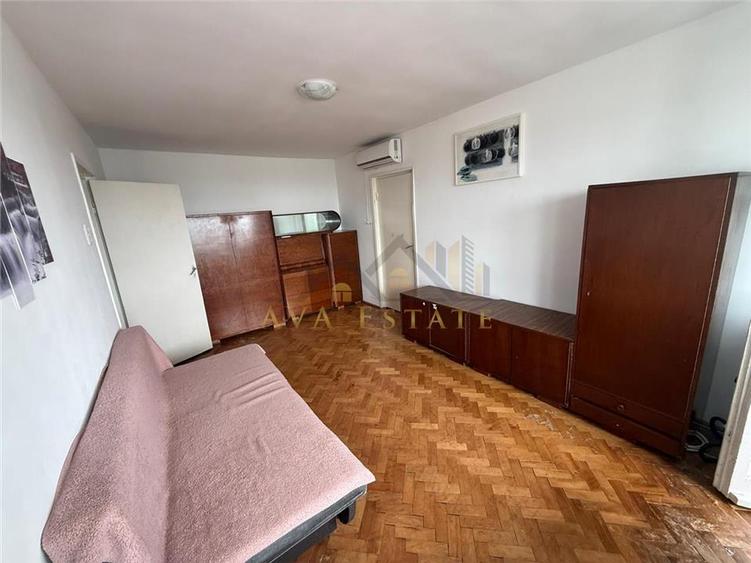 Apartament cu 2 camere semidecomandat în Cetății