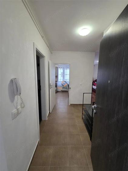 Garsonieră în Torontalului
