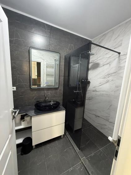 Apartament cu 2 camere decomandat, mobilat în Blejoi