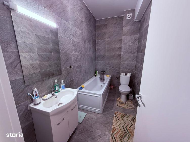Casă cu 4 camere cu Teren 150 Mp în Ghencea