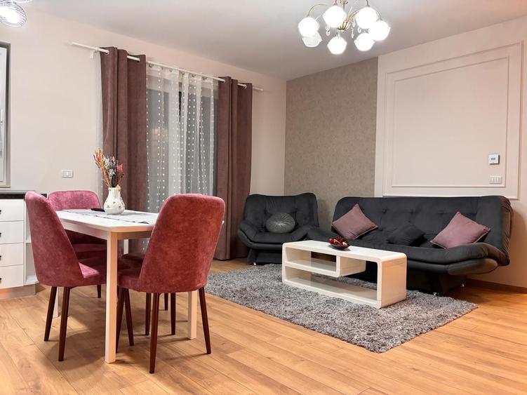 Apartament cu 2 camere semidecomandat în Giroc