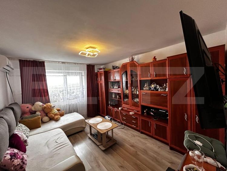 Apartament cu 2 camere decomandat, mobilat în 9 Mai — fotografia 2