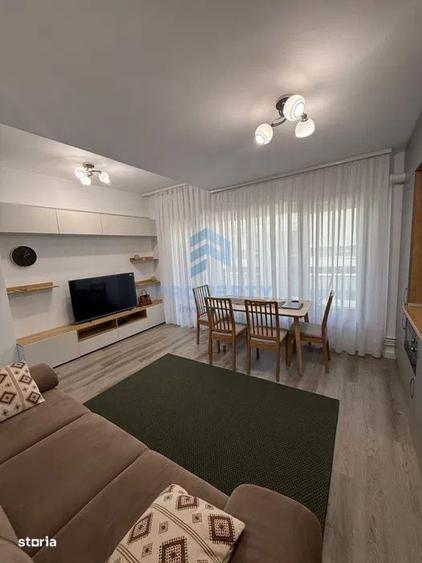 Apartament cu 2 camere decomandat în 1 Mai