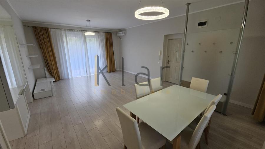 Apartament cu 5 camere decomandat, mobilat în Andrei Mureșanu