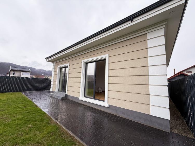 Casă individuală cu 4 camere cu Teren 451 Mp în Exterior Nord