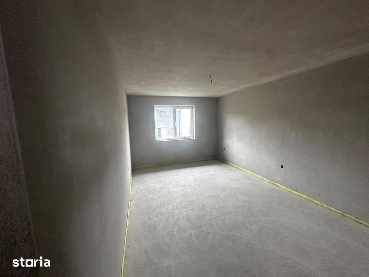 CASA INDIVIDUALA CU 4 CAMERE 210MPU SI TEREN 727MP IN CISNADIE - 3