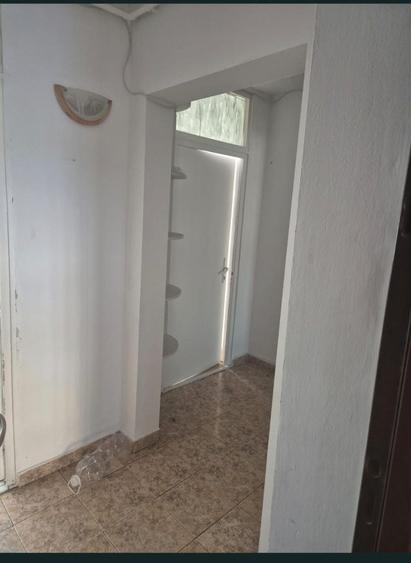 Apartament cu 2 camere decomandat în Cornetu
