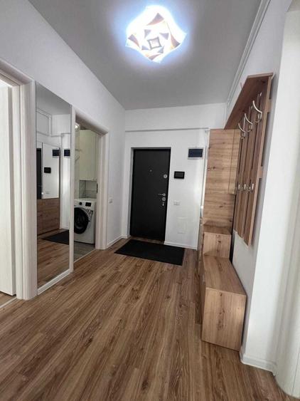 Apartament cu 2 camere decomandat în Noua