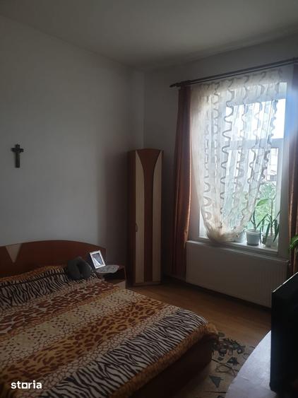 Casă cu 4 camere cu Teren 139 Mp în Peninsula