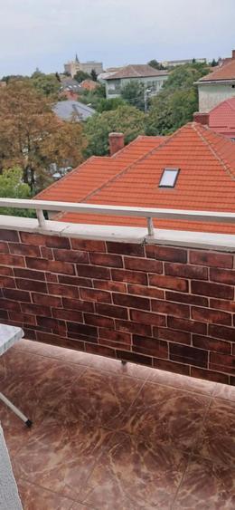 Apartament cu 3 camere semidecomandat în Olimpia-Stadion