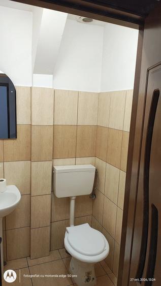 Apartament cu 3 camere decomandat în Exterior Vest