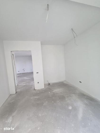 Apartament cu 3 camere în Între Lacuri