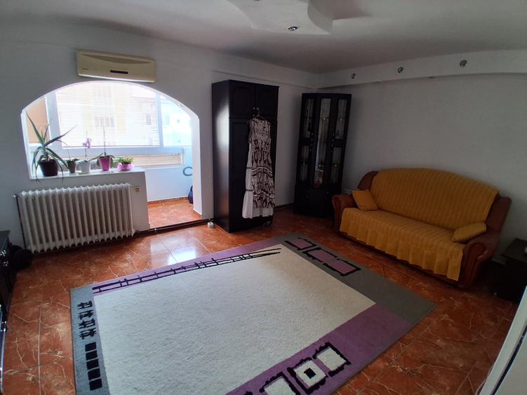 Apartament cu 2 camere decomandat, mobilat în Păcurari