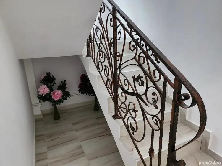 Spațiu comercial, de 450 mp, în Stejaru (Farcașa)