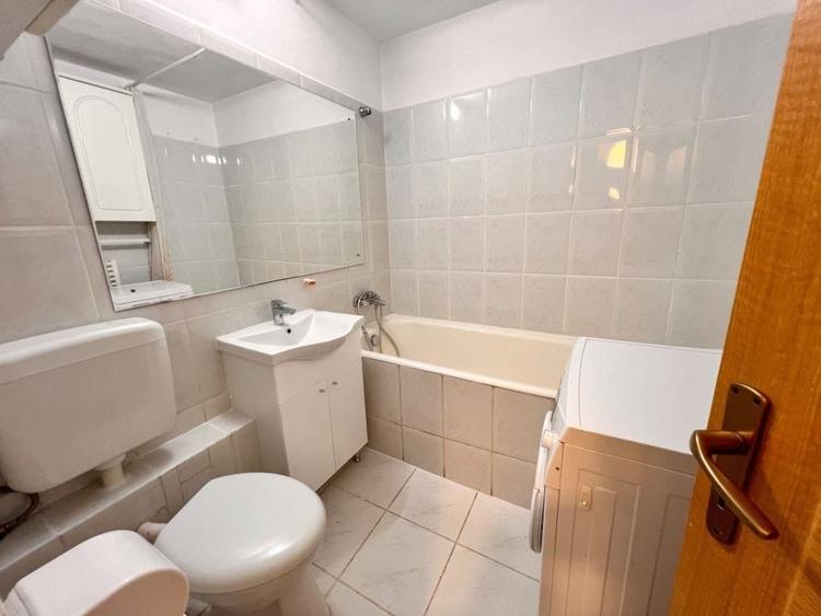 Apartament cu 2 camere semidecomandat, mobilat în Știrbei Vodă