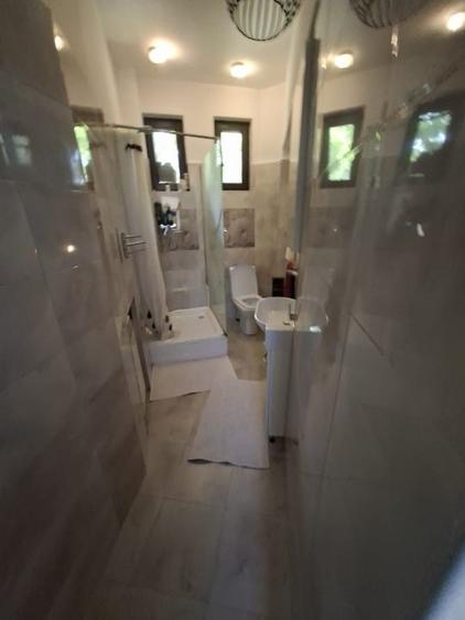 Apartament cu 4 camere decomandat în Dacia