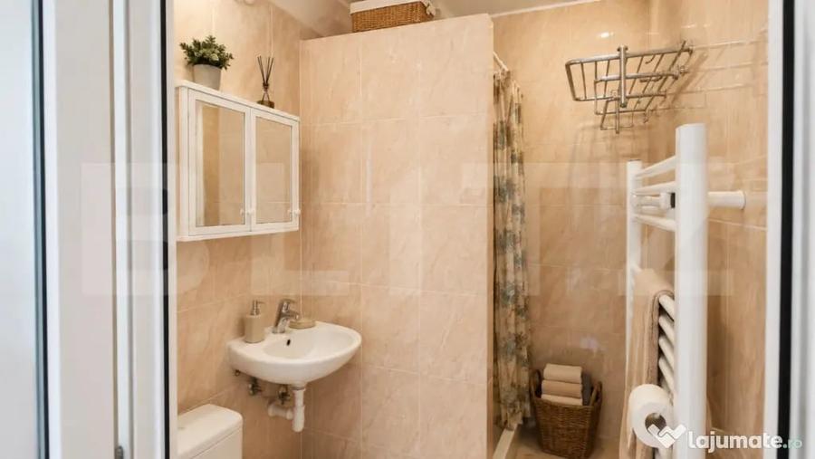 Apartament cu 2 camere semidecomandat în Micro 14