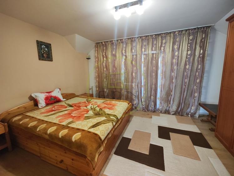 Casă individuală cu 5 camere cu Teren 233 Mp în Brestei