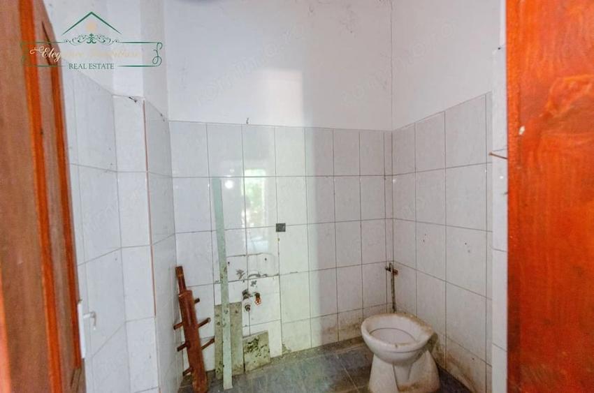 Casă cu 2 camere cu Teren 143 Mp în Central