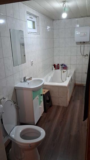 Casă cu 3 camere cu Teren 850 Mp în Central