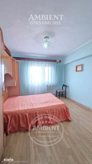 Apartament cu 3 camere decomandat în Gară