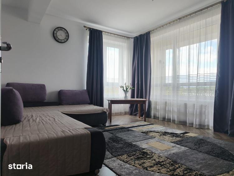 Apartament cu 3 camere în Cristian