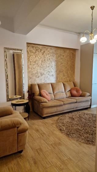 Apartament cu 2 camere decomandat în Păcii